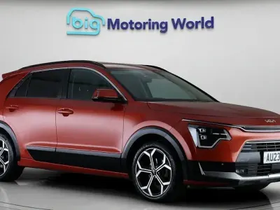 Used Kia Niro 141 HP (103 kW) 2023 Orange SUV