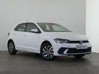 Used VW Polo Life 95 HP (69 kW) 2023 White Hatchback