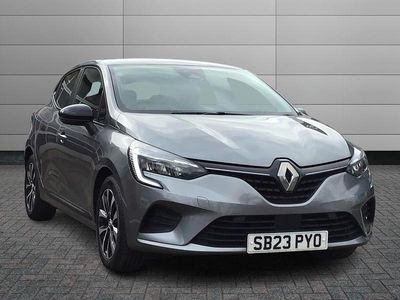 Used Renault Clio V Evolution 145 HP (106 kW) 2023 Grey  Hatchback