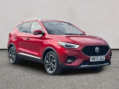 Używany MG ZS Exclusive 111 KM (81 kW) 2023 Czerwony SUV