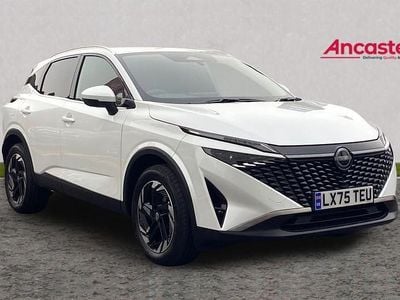 New Nissan Qashqai N-Connecta 2025 Pearl  white SUV