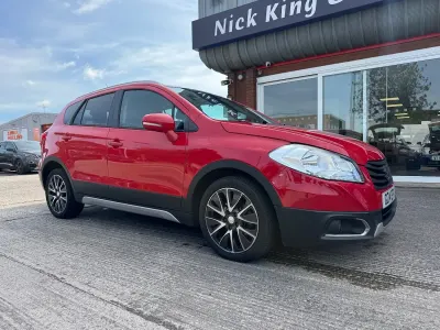 Used Suzuki SX4 S-Cross SZ-T 120 HP (88 kW) 2014 Red Hatchback