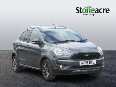 Usado Ford Ka Plus Active 85 HP (62 kW) 2019 Cinzento Citadino