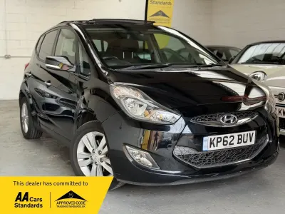 Used Hyundai ix20 Style 90 HP (66 kW) 2012 Black Hatchback