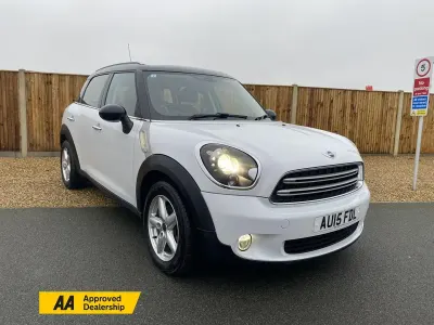 Used Mini Cooper D Countryman 112 HP (82 kW) 2015 White SUV