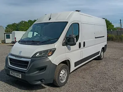 Used Peugeot Boxer 140 HP (102 kW) 2022 White Van