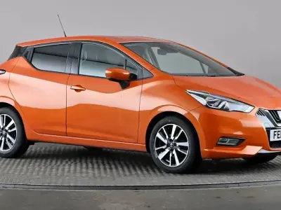 Używany Nissan Micra N-Connecta 90 KM (66 kW) 2018 Pomarańczowy Hatchback