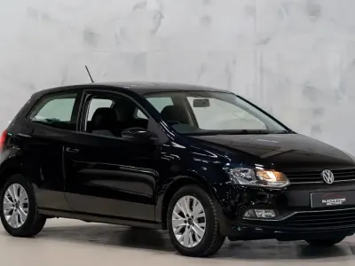 Used VW Polo SE 75 HP (55 kW) 2015 Black Hatchback