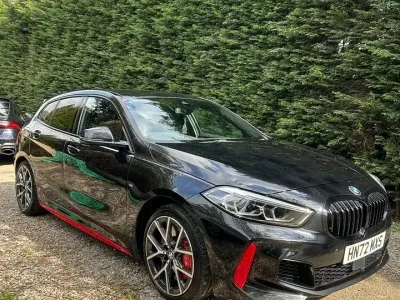 Begagnad BMW 128 Impressive 2022 Svart Halvkombi