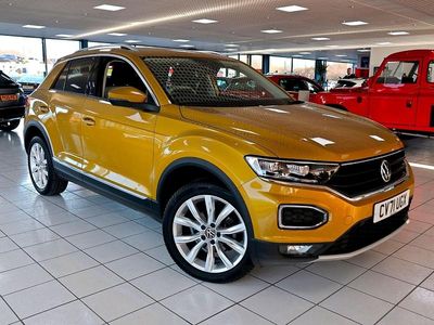 Used VW T-Roc SEL 150 HP (110 kW) 2021 Yellow SUV