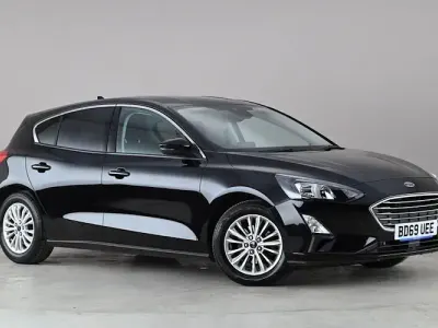 Second-hand Ford Focus Titanium 125 CP (91 kW) 2019 Negru Hatchback