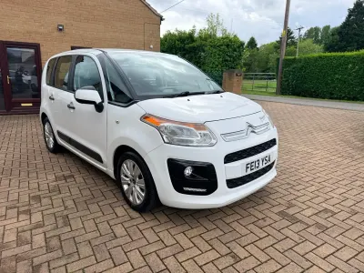Begagnad Citroën C3 Picasso VTR Sport 2013 Vit Minibuss