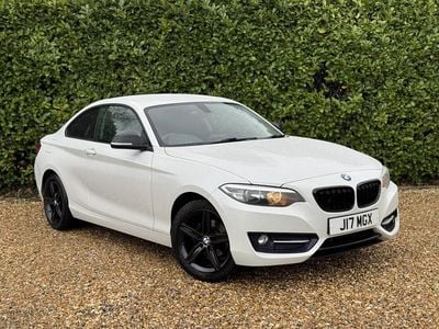 Used BMW 218 Sport Line 2014 White Coupe
