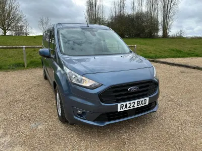 Used Ford Transit Connect Limited 120 HP (88 kW) 2022 Blue MPV