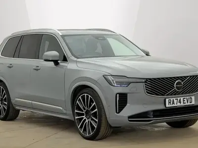 Used Volvo XC90 Ultra 250 HP (183 kW) 2025 Grey SUV