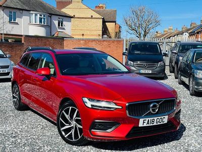 Used Volvo V60 Momentum 2018 Red Estate