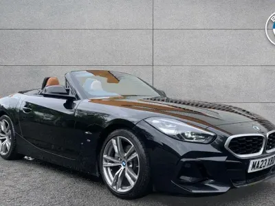 Second-hand BMW Z4 M Sport 194 CP (142 kW) 2023 Negru Cabrio