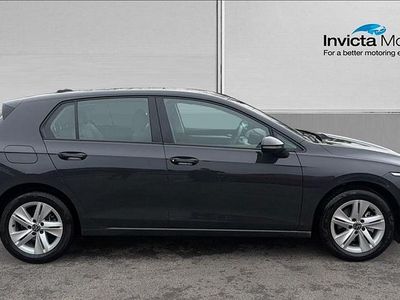 Used VW Golf VIII Life 150 HP (110 kW) 2022 Urano grey Hatchback