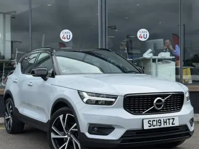 Used Volvo XC40 R-Design Pro 150 HP (110 kW) 2019 Silver SUV