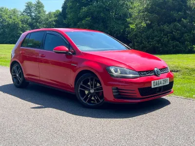 Used VW Golf VII GTD 181 HP (133 kW) 2015 Red Hatchback