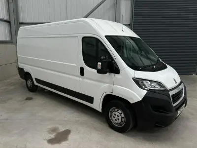 Used Peugeot Boxer 130 HP (95 kW) 2018 White Van