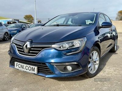 Used Renault Mégane IV Dynamique 2017 Blue Hatchback