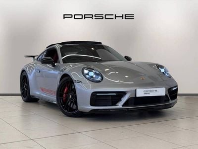 Porsche 911 Carrera 4 GTS