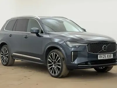 Usado Volvo XC90 Ultra 455 CV (334 kW) 2025 Azul SUV