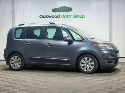 Begagnad Citroën C3 Picasso Exclusive 120 HK (88 kW) 2012 Grå Minibuss
