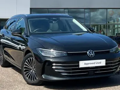 Used VW Passat Elegance 272 HP (200 kW) 2025 Black Estate