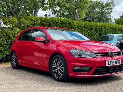 Used VW Golf VII R-line 2016 Red Hatchback