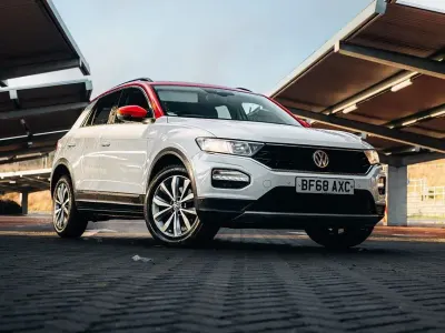 Usado VW T-Roc Design 115 HP (84 kW) 2018 Branco SUV
