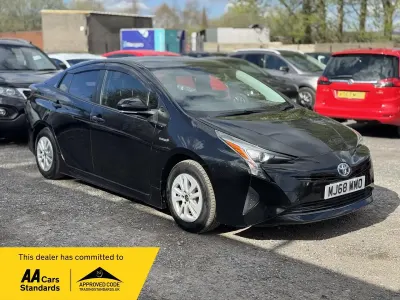 Used Toyota Prius Active 122 HP (89 kW) 2026 Black Hatchback