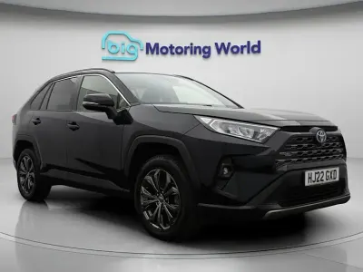 Second-hand Toyota RAV4 Hybrid Design 218 CP (160 kW) 2022 Negru SUV