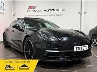 Used Porsche Panamera 330 HP (242 kW) 2017 Black Hatchback