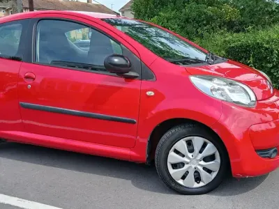 Used Citroën C1 VTR Sport 68 HP (50 kW) 2009 Red Hatchback