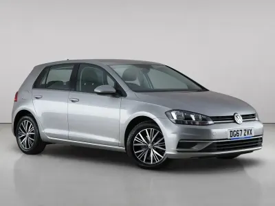 Used VW Golf VII SE 125 HP (91 kW) 2017 Silver Hatchback