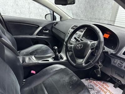 Used Toyota Avensis Business Edition 124 HP (91 kW) 2014 Grey Sedan