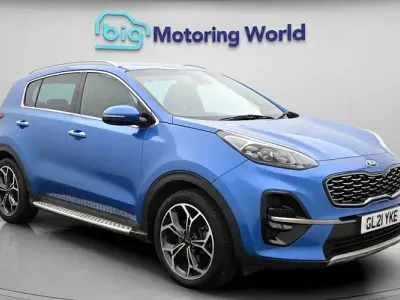 Usado Kia Sportage GT-Line 136 HP (100 kW) 2021 Azul SUV