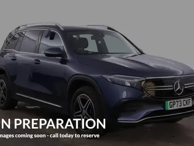 Usado Mercedes EQB350 AMG line 214 kW (292 HP) 2023 Azul SUV