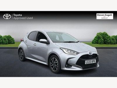 Used Toyota Yaris Hybrid Design 2023 Silver Hatchback