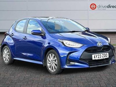 Used Toyota Yaris Hybrid 116 HP (85 kW) 2023 Blue Hatchback