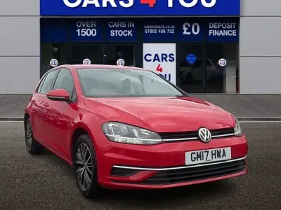 Used VW Golf VII SE 125 HP (91 kW) 2017 Red Hatchback