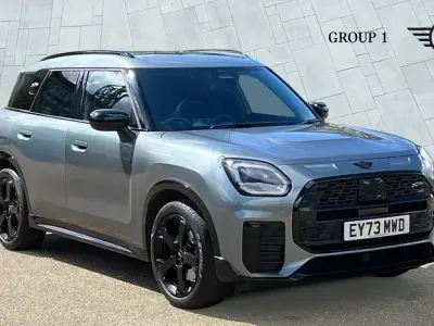 Used Mini Countryman Sport 170 HP (125 kW) 2024 Green SUV