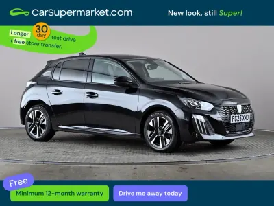 Usado Peugeot 208 Allure 101 CV (74 kW) 2025 Negro Utilitario