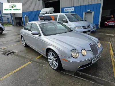 Używany Jaguar S-Type SE 207 KM (152 kW) 2006 Srebrny Sedan/Limuzyna