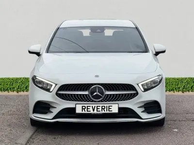 Used Mercedes A180 AMG line 136 HP (100 kW) 2019 White Hatchback