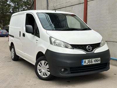 Nissan NV200