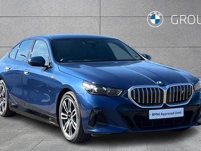 Begagnad BMW i5 M Sport 246 kW (335 HK) 2023 Blå Sedan