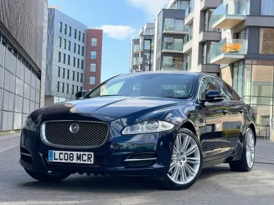 Used Jaguar XJ Portfolio 385 HP (283 kW) 2012 Blue Sedan